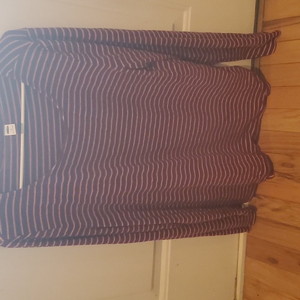 Purple ans pink striped shirt